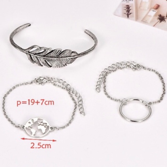 🎁 5 for $35! Silver Bracelet Trio - Picture 6 of 6